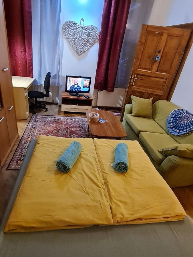 Weiner Downtown Appartement Boedapest Buitenkant foto