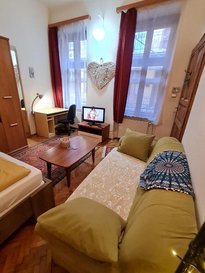 Weiner Downtown Appartement Boedapest Buitenkant foto